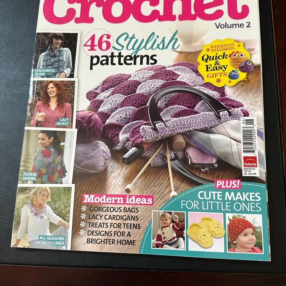 Lot of 7 crochet magazines & 3 crochet booklets 🧶 - Picture 6 of 8
